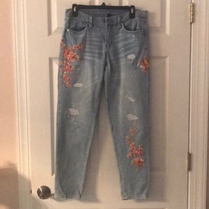 Women’s crop jeans